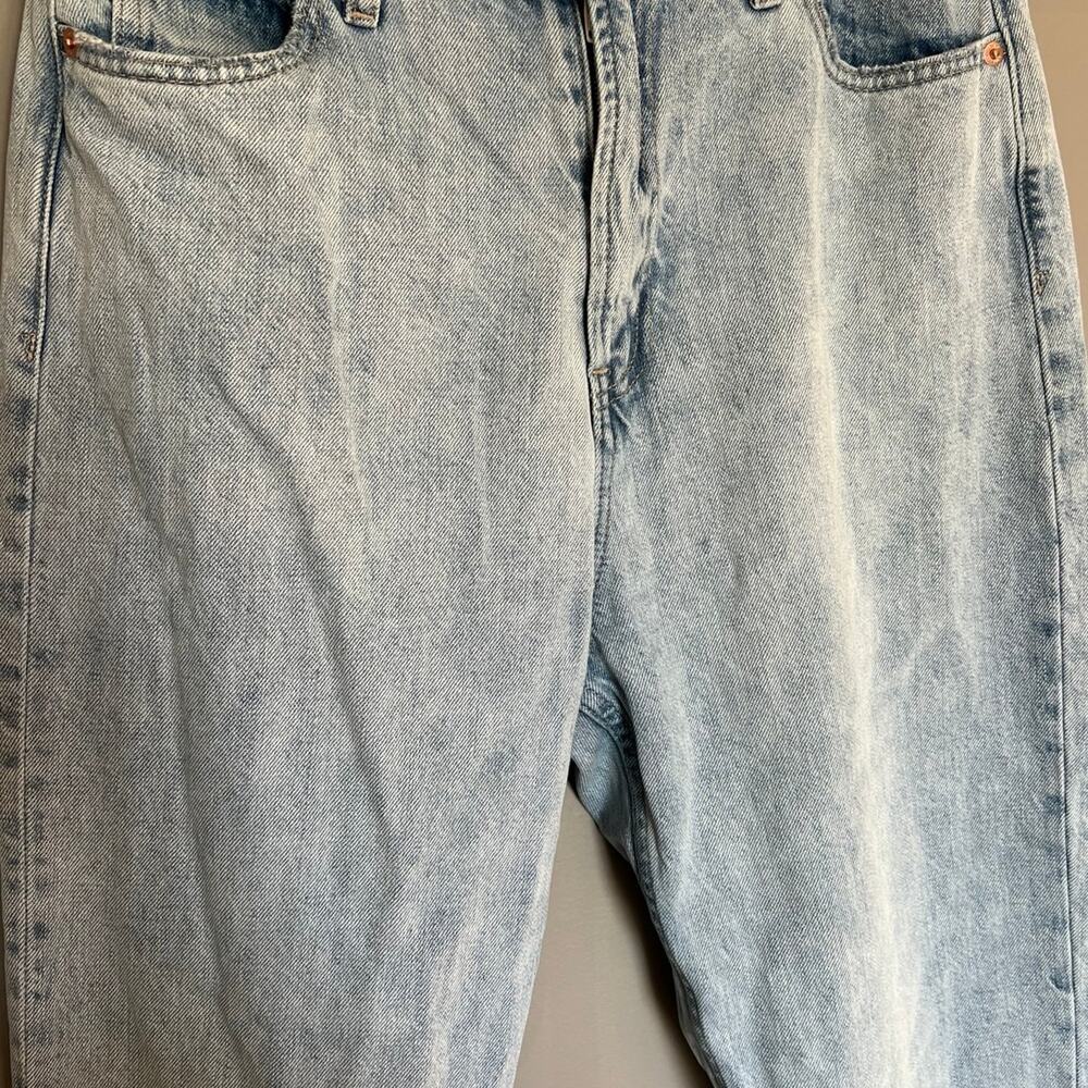 Gap Mom Jean - Picture 3 of 9
